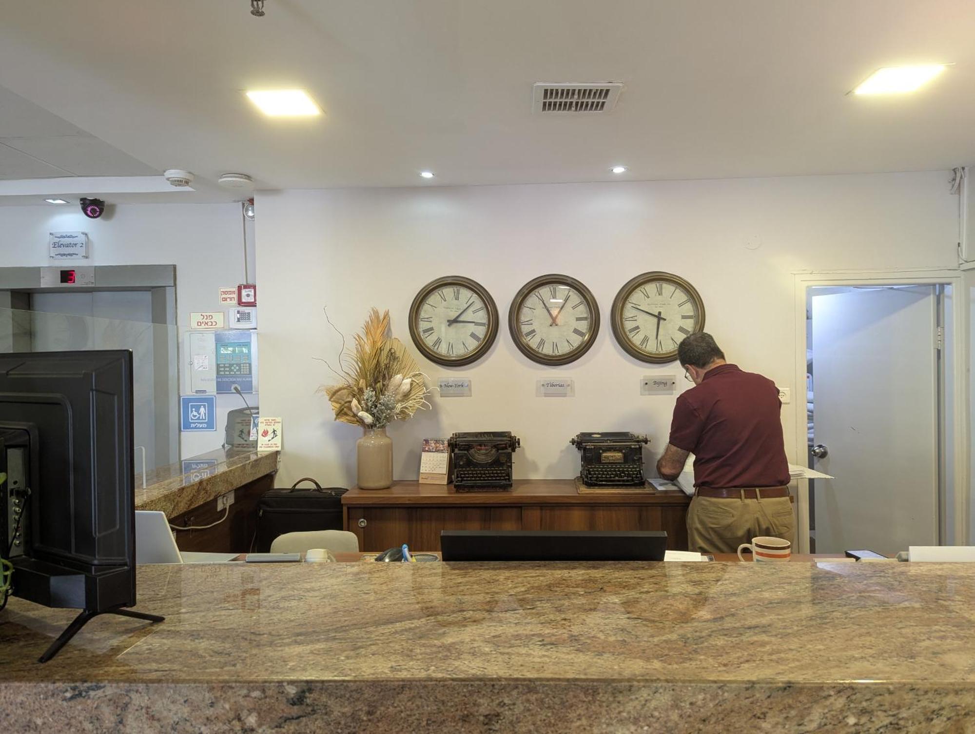 Astoria Galilee Hotel Tiberias Eksteriør billede